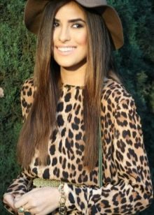Leopard dress with sleeves