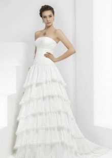 Gaun pengantin gaya gipsi oleh Pepe Botela