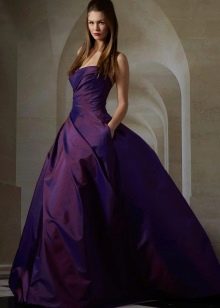 Long dress in eggplant color