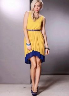 Хаљина од сенфа са плавом бојом