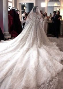 Gaun pengantin dari Ralph & Russo