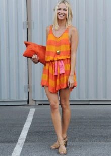 Letní barevné pletené šaty