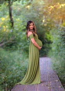 Fotografiranje trudnice u haljini