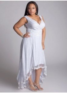 Letní šaty s vysokým pasem pro obézní ženy