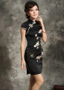 Kinietiško stiliaus qipao suknelė