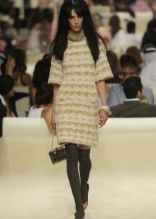 Vestido Chanel de tweed con mangas