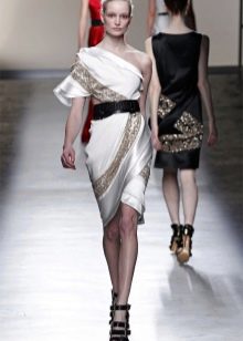 Grieķu stila kleita ar piedurknēm