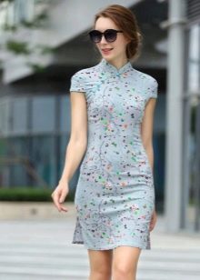 Delicate jurk qipao in oosterse stijl met sakura patroon