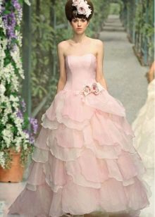 Sulīgi rozā kāzu kleita