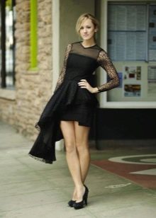 Asymetryczna czarna sukienka z peplum
