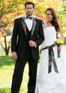 Maskáčové svadobné šaty