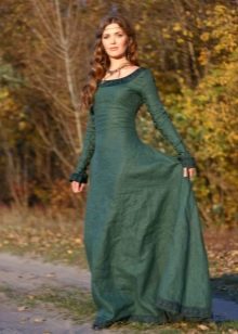 Ľanové dlhé zelené šaty s čipkovaným lemom