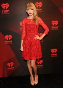 Rød blonde A-line kjole