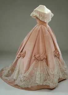 Vintage pink na damit na may corset