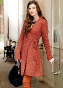 Maikling knitted wrap dress