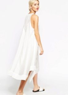 Бяла А-силует рокля