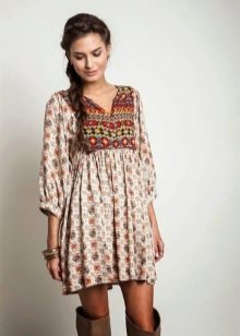 Tunic dress with boots