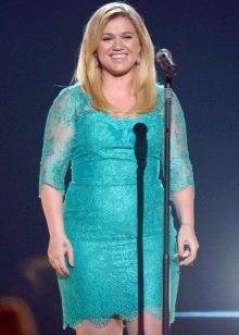 Pakaian Epal - Kelly Clarkson