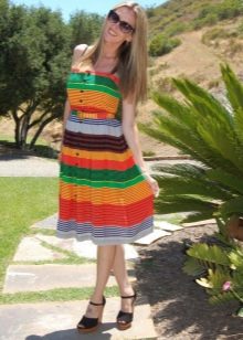 Vestido con rayas anchas multicolores
