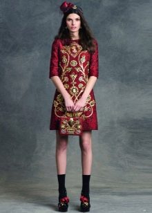 Casual baroque dress with gold embroidery