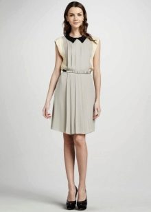 Gray pleated dress with black collar