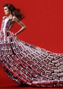 Dress from hair cans with a beer