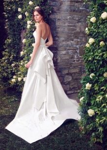 Бяла сватбена рокля без гръб