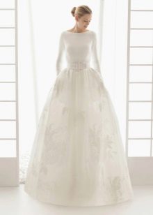 Closed wedding dress with lace skirt