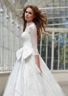 Bujna suknia ślubna