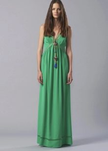 Tailliertes Kleid bis zum Boden grün