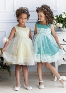 Váy búp bê cho bé gái