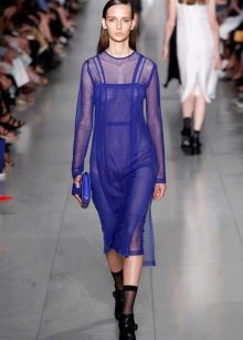Rochie transparentă la modă 2016