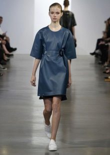 Fashionable blue dress for fall-winter 2016