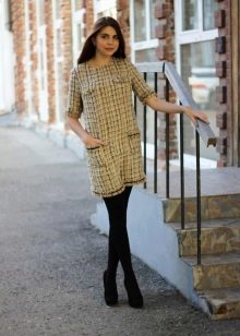 mini-robe en tweed à carreaux