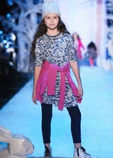 Megztinė suknelė mergaitei 10-12 metų