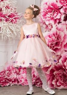 Roze korte jurk kleuterschool prom