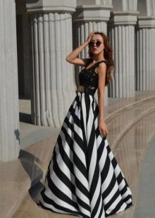 skirt musim panas berjalur hitam dan putih panjang