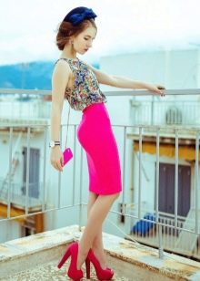Hot pink pencil skirt