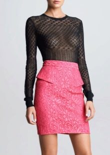 flounced lace pencil skirt