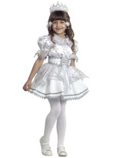 Novogodišnja haljina za djevojčicu u stilu babydolara