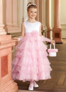 robe de soirée bouffante pour une fille de 5 ans