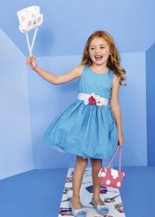 Phụ kiện váy thanh lịch cho bé gái 5 tuổi