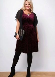 Bordeauxrode velours jurk voor overgewicht