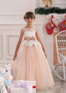 Luxuriöses flauschiges Silvesterkleid mit Spitze für Mädchen