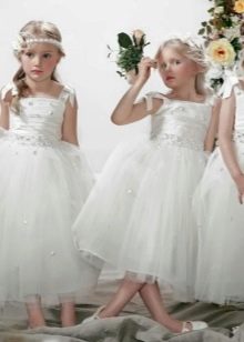 Vestidos de novia hinchados para niñas