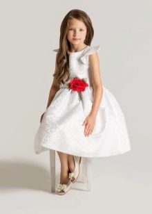 Elegante vestido corto de boda hinchado para niñas