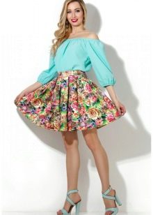 falda elástica con estampado floral