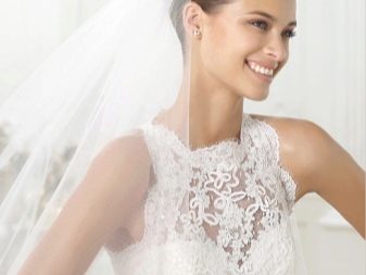 3D дантелена сватбена рокля