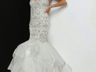 Gaun pengantin dengan kristal Swarovski