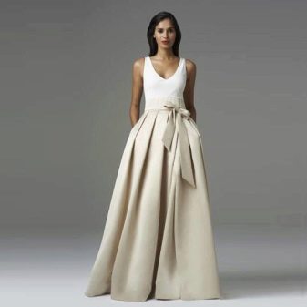 Béžová dlhá sukňa s mašľou - večerný vzhľad